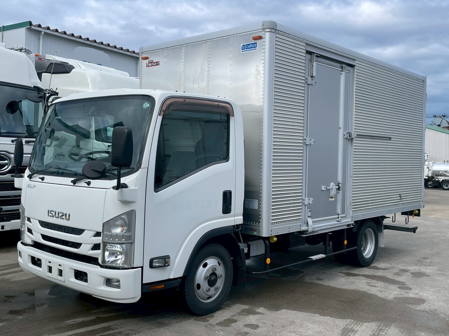 中古車販売