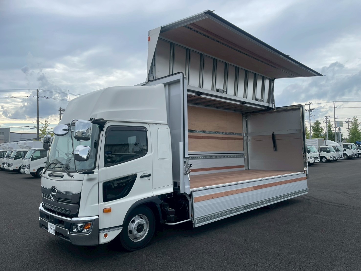 中古車販売