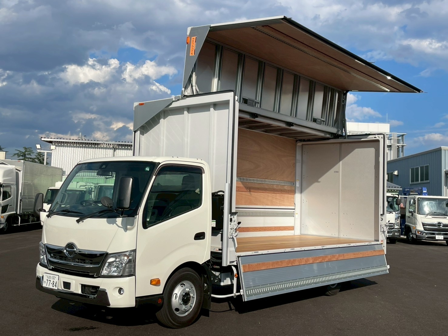 中古車販売