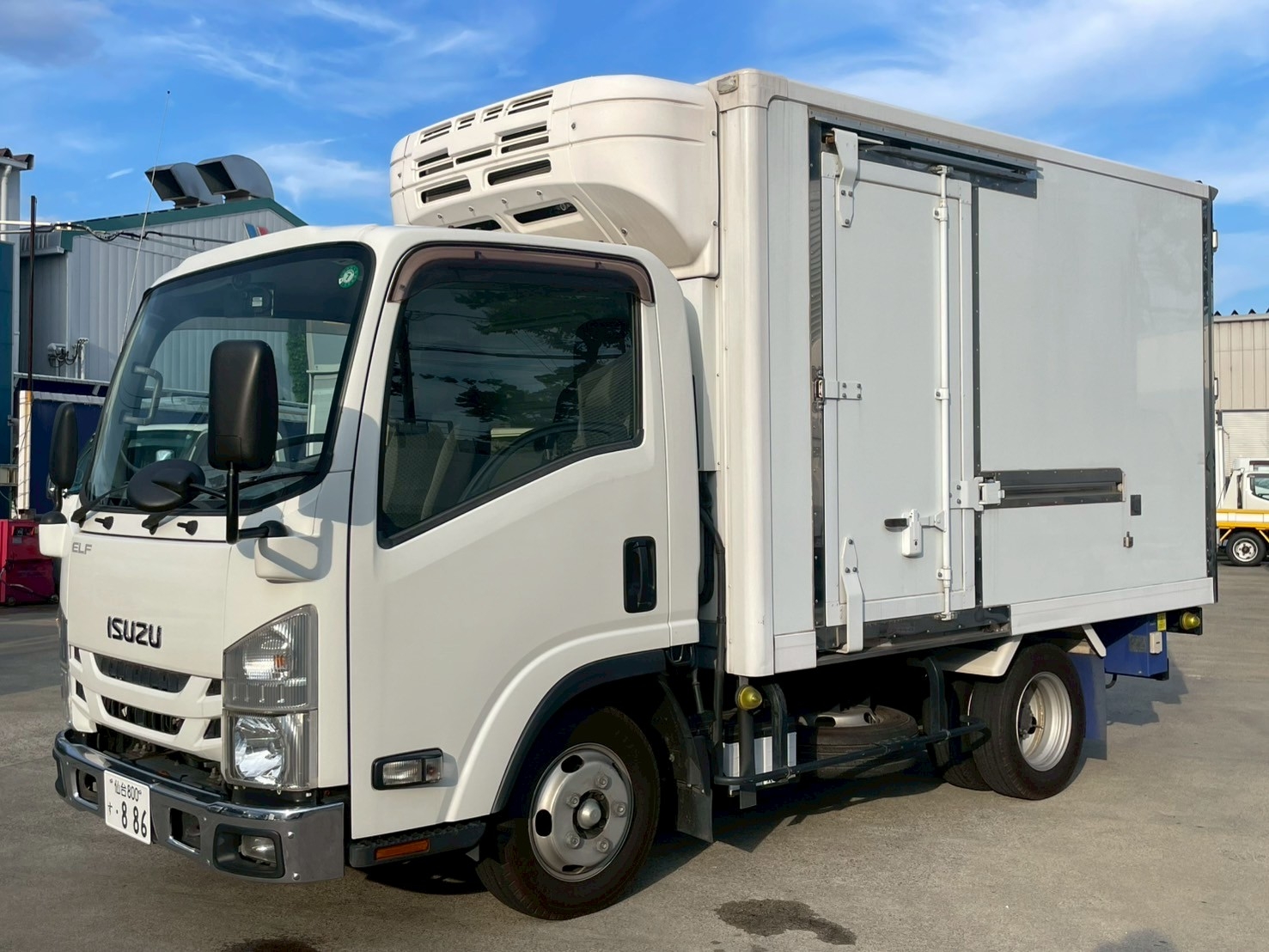 中古車販売