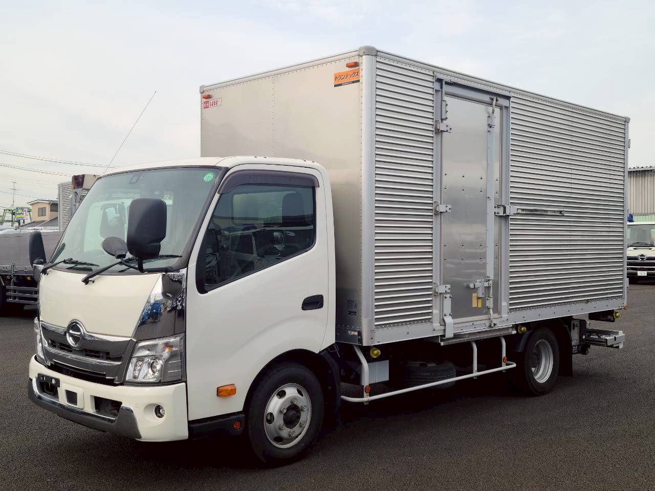 中古車販売