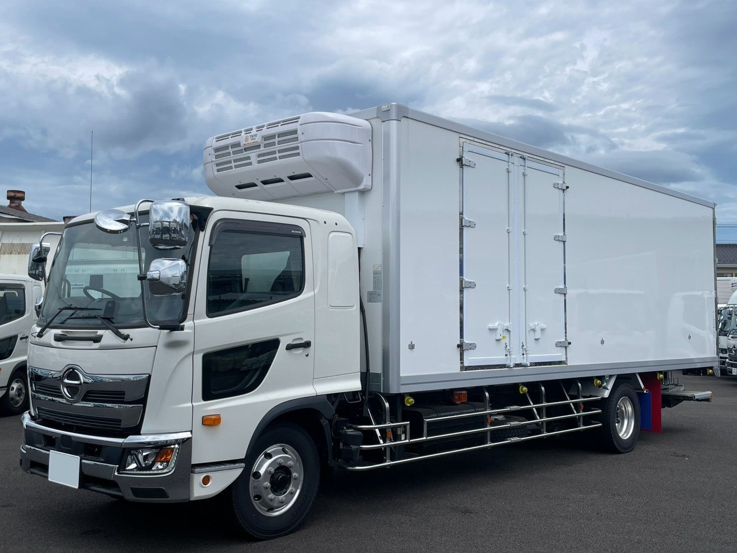 中古車販売